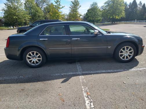 2007 Chrysler 300C Base