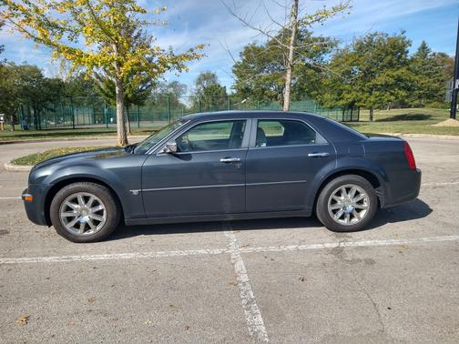 2007 Chrysler 300C Base