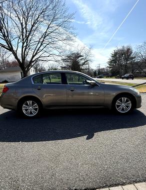 2011 INFINITI G37x Base