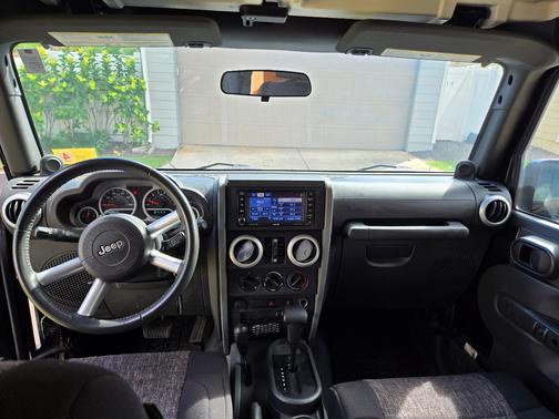 2010 Jeep Wrangler Unlimited Sahara