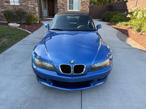 Blue 2001 BMW Z3 2.5i Roadster
