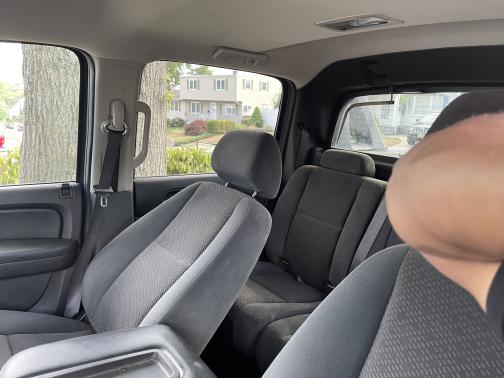 Photo 4 of 13 of 2007 Chevrolet Avalanche 1500 LT