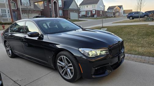2017 BMW 740e xDrive iPerformance
