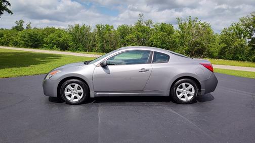 Gray 2009 Nissan Altima 2.5 S