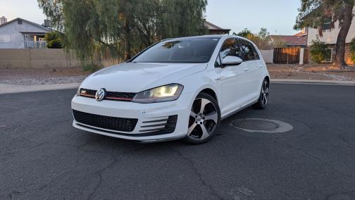 2015 Volkswagen Golf GTI 2.0T Autobahn 4-Door