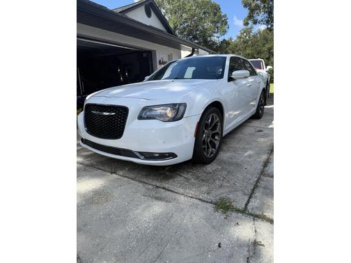 2016 Chrysler 300 S