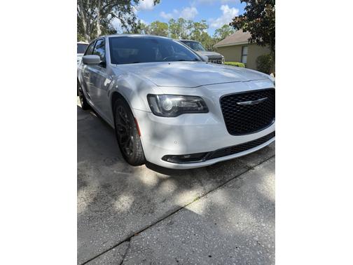 2016 Chrysler 300 S