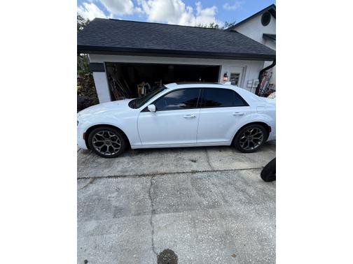 2016 Chrysler 300 S