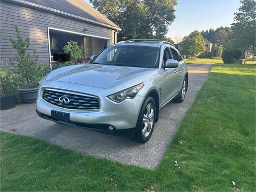 2011 INFINITI FX35 Base
