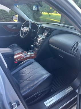 2011 INFINITI FX35 Base