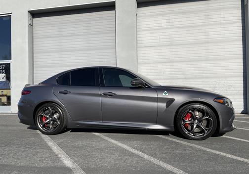 2020 Alfa Romeo Giulia Quadrifoglio