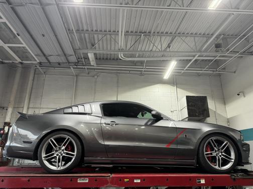 2014 Ford Mustang GT Premium
