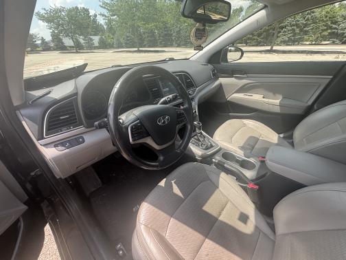 2017 Hyundai ELANTRA Limited