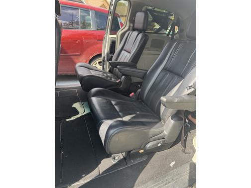 2012 Chrysler Town & Country Touring