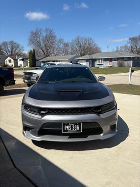 Silver 2016 Dodge Charger SXT