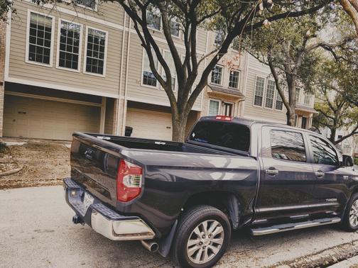 2014 Toyota Tundra Limited