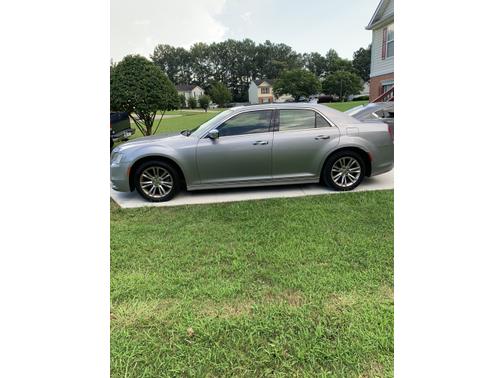 2016 Chrysler 300C Base