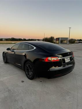 2019 Tesla Model S Performance