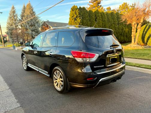 2015 Nissan Pathfinder SL