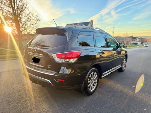 2015 Nissan Pathfinder SL