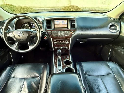 2015 Nissan Pathfinder SL