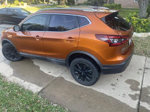 2020 Nissan Rogue Sport SV