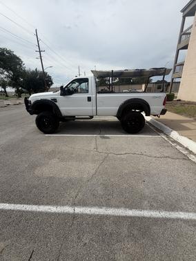 White 2008 Ford F-250 XL Super Duty