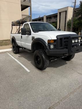 White 2008 Ford F-250 XL Super Duty
