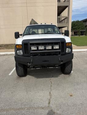 White 2008 Ford F-250 XL Super Duty