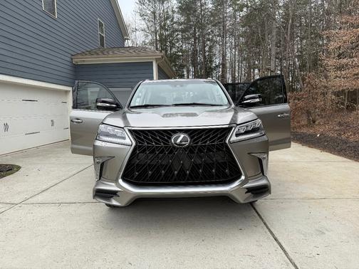Silver 2018 Lexus LX 570 Three-Row
