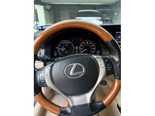 2013 Lexus ES 300h Base