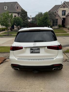 White 2021 Mercedes-Benz GLS 580 4MATIC