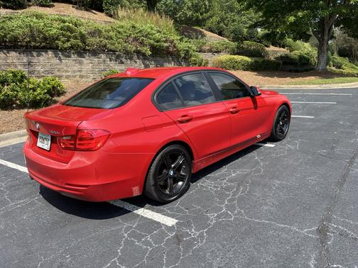 Red 2014 BMW 320 i