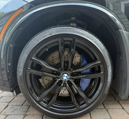 Black 2018 BMW X5 M Base
