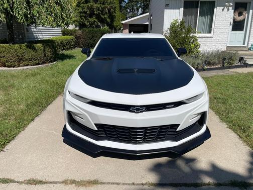 White 2023 Chevrolet Camaro 1SS