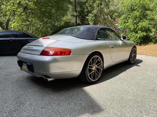1999 Porsche 911 Carrera Cabriolet