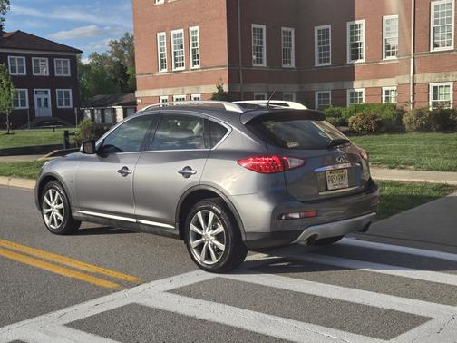 2016 INFINITI QX50 Base