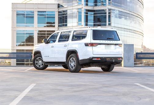 White 2023 Jeep Wagoneer Base