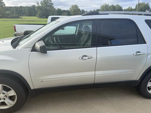 Silver 2010 GMC Acadia SLE