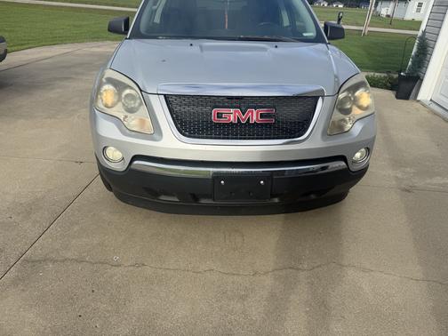 Silver 2010 GMC Acadia SLE