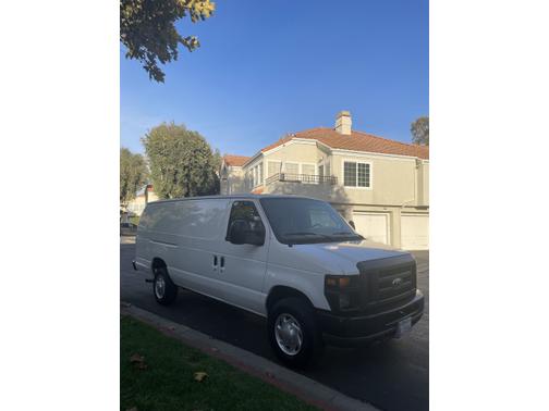 2008 Ford E150 Base