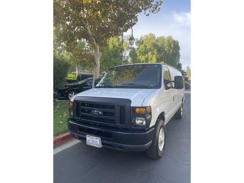 2008 Ford E150 Base