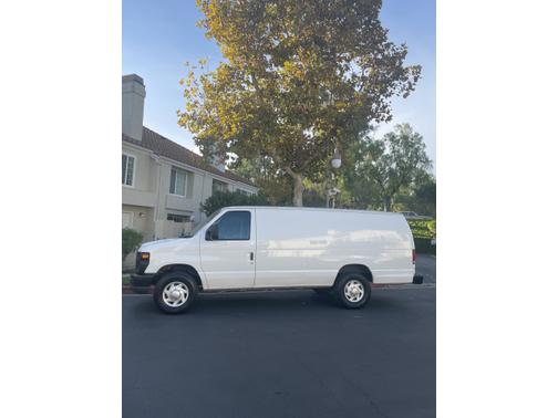 2008 Ford E150 Base