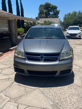 Gray 2013 Dodge Avenger SE