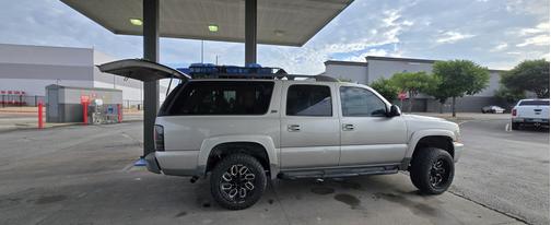 2004 Chevrolet Suburban 1500 Z71