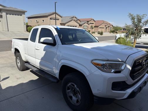 2017 Toyota Tacoma SR5