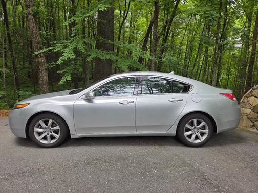 Silver 2014 Acura TL Technology