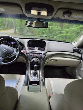 Silver 2014 Acura TL Technology