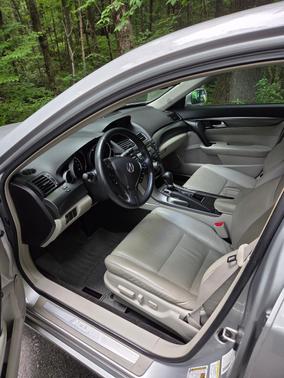 Silver 2014 Acura TL Technology