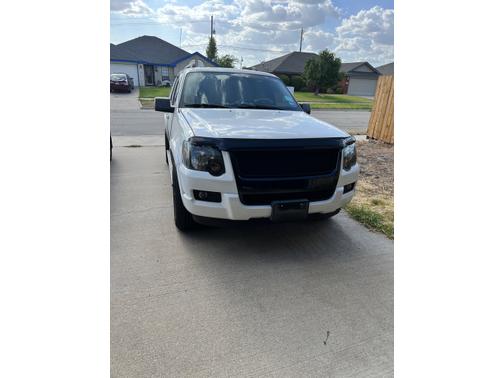 Photo 1 of 9 of 2008 Ford Explorer XLT